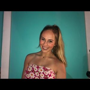 Meet your Posher, Carlee